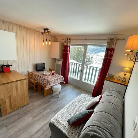 Studio Ski Aux Pieds Vue Superbe Sur Les Pistes Les Gets Exterior photo