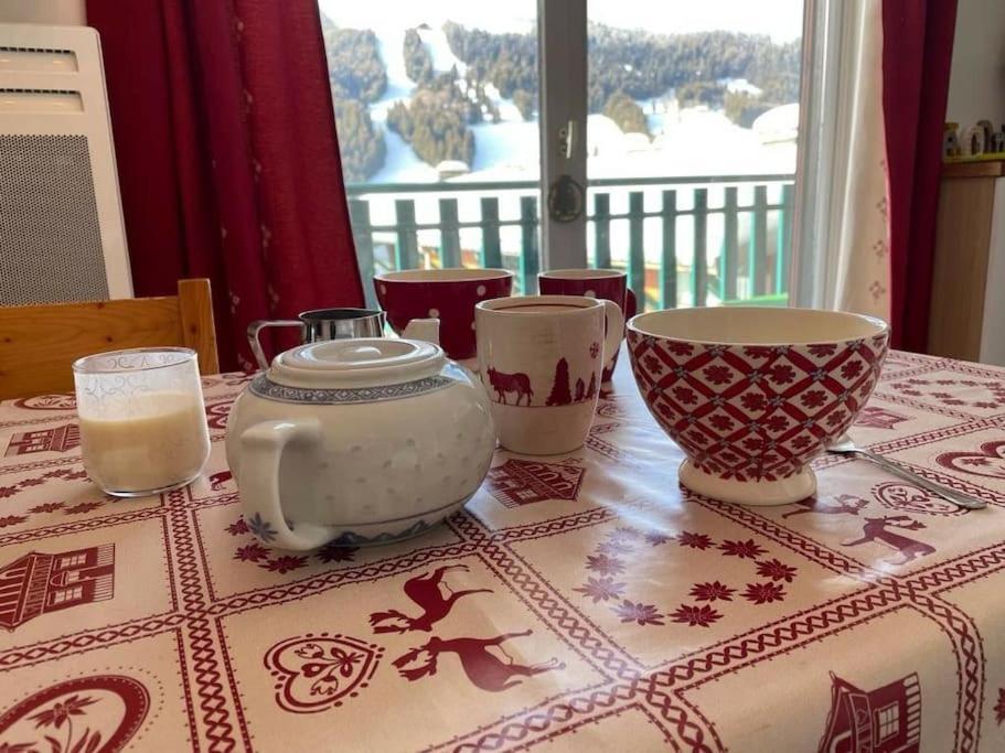 Aux Pieds Vue Superbe Sur Les Pistes Apartment *